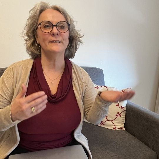 Hormoncoach und psychologische Beraterin Heike Ferg unterstützt bei Mental Load und Burnout